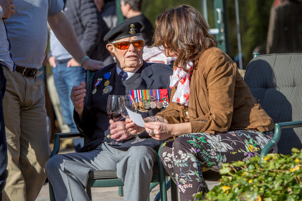 Alfred Hebbes: Een van de plekken waar we in Nederland verbleven, was het provinciepaleis